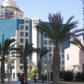 מיקום מרכזי, חנייה פרטית חינם